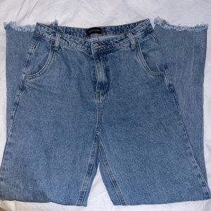 Pretty little things mom jeans